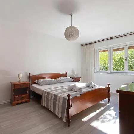 Fabris Bacvice Apartment Split